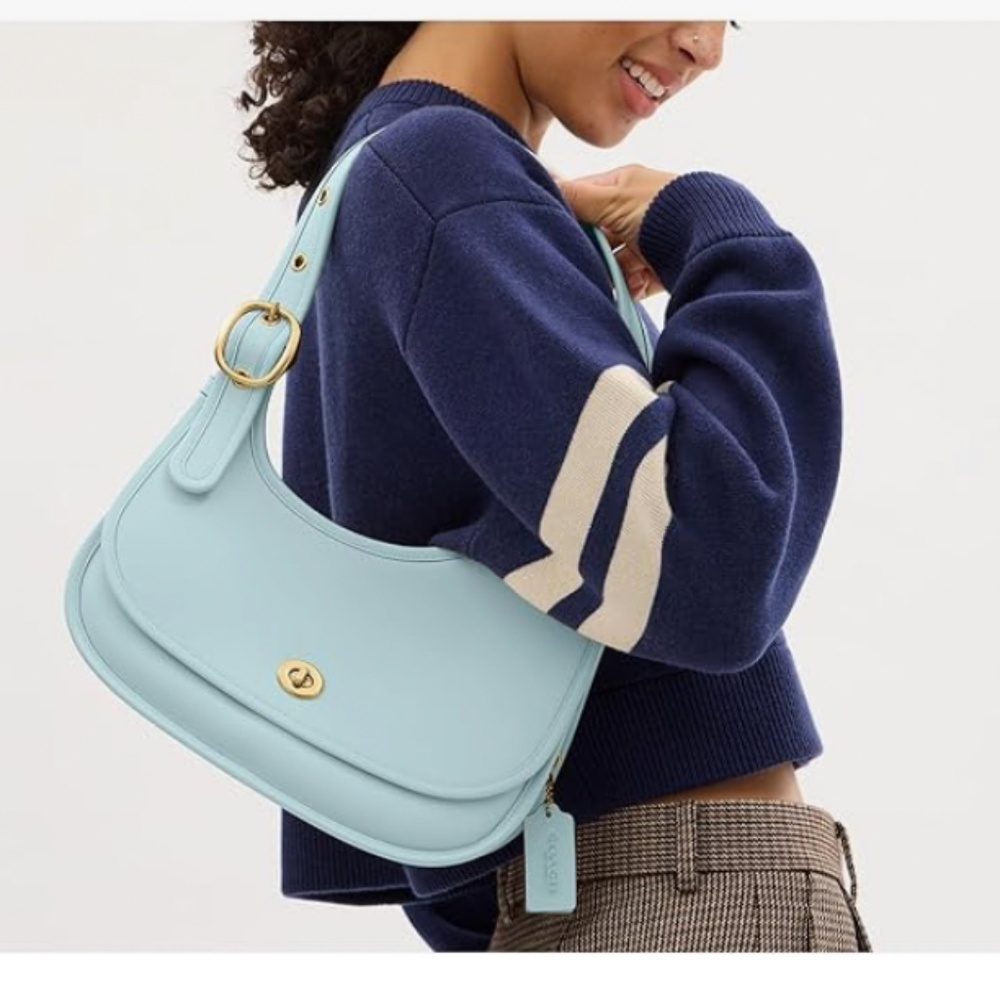 ISO Coach Cashin Carry Crescent Bag Light Blue